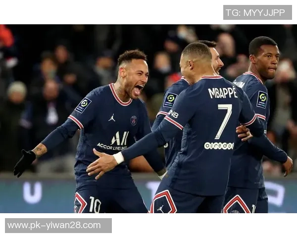 足球场上的宿命对决 球星恩怨背后的故事与激情较量